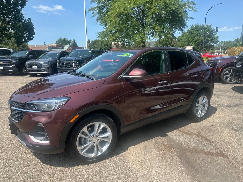 Used 2023 Buick Encore GX Preferred w/ Cold Weather Comfort Package FWD image 5