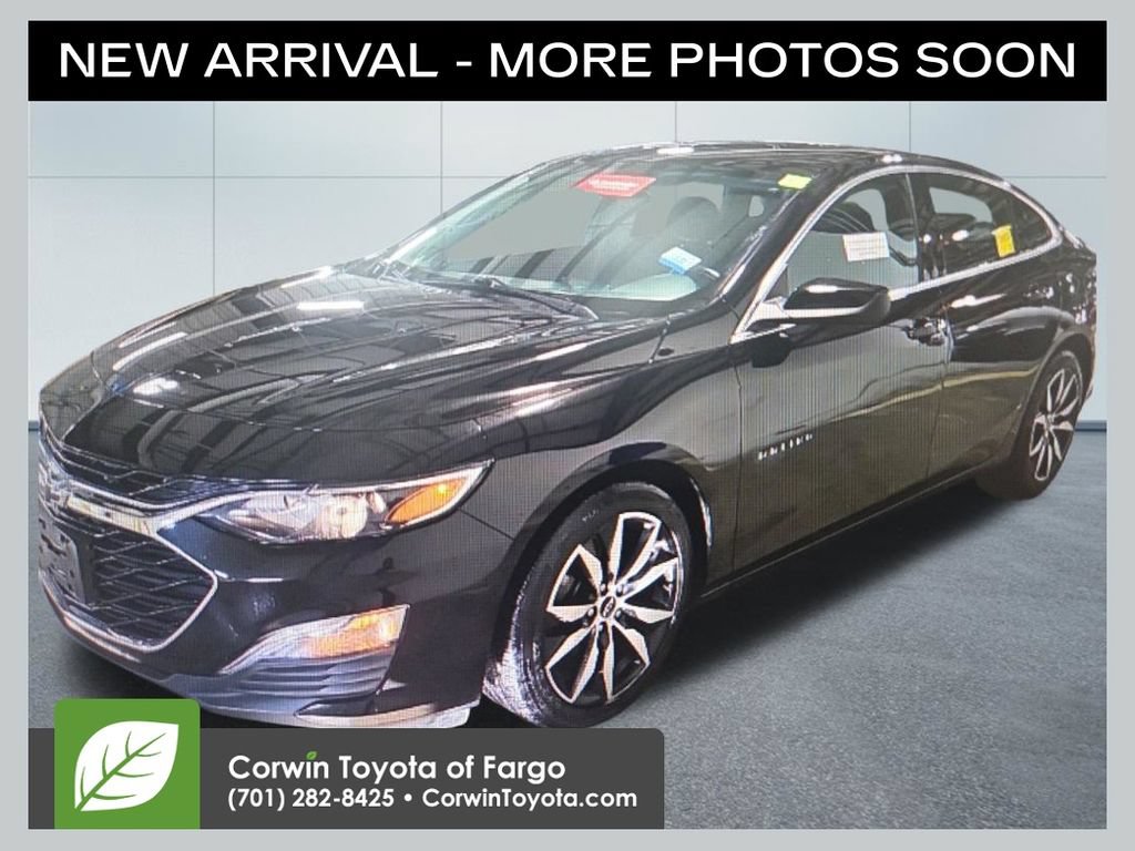 Used 2022 Chevrolet Malibu RS FWD image 1
