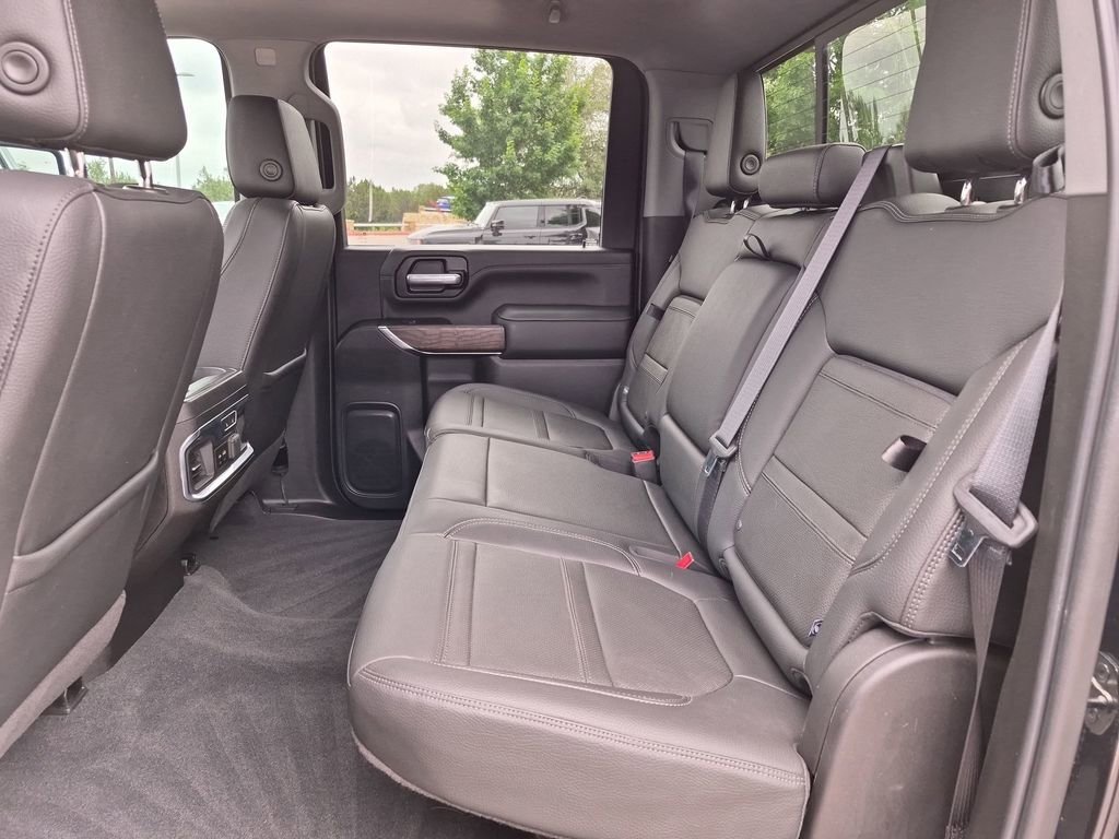 Used 2021 GMC Sierra 2500 Denali w/ Denali Black Diamond Edition AWD/4WD image 39