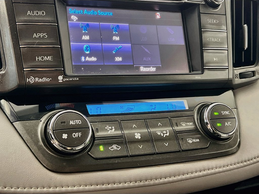 Used 2014 Toyota RAV4 XLE AWD/4WD image 24