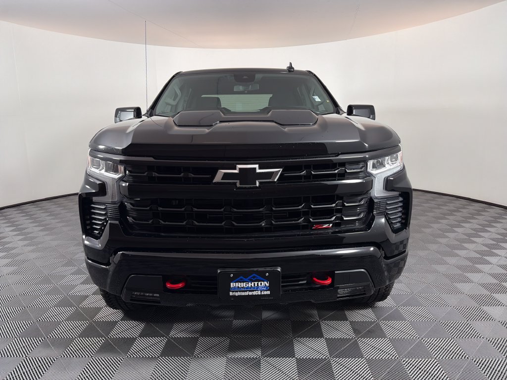 Used 2025 Chevrolet Silverado 1500 LT Trail Boss w/ LPO, Dark Essentials Package AWD/4WD image 8