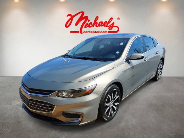 Used 2018 Chevrolet Malibu LT w/ True North Edition FWD image 2