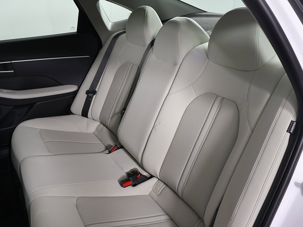 Certified 2025 Hyundai Sonata SE image 27