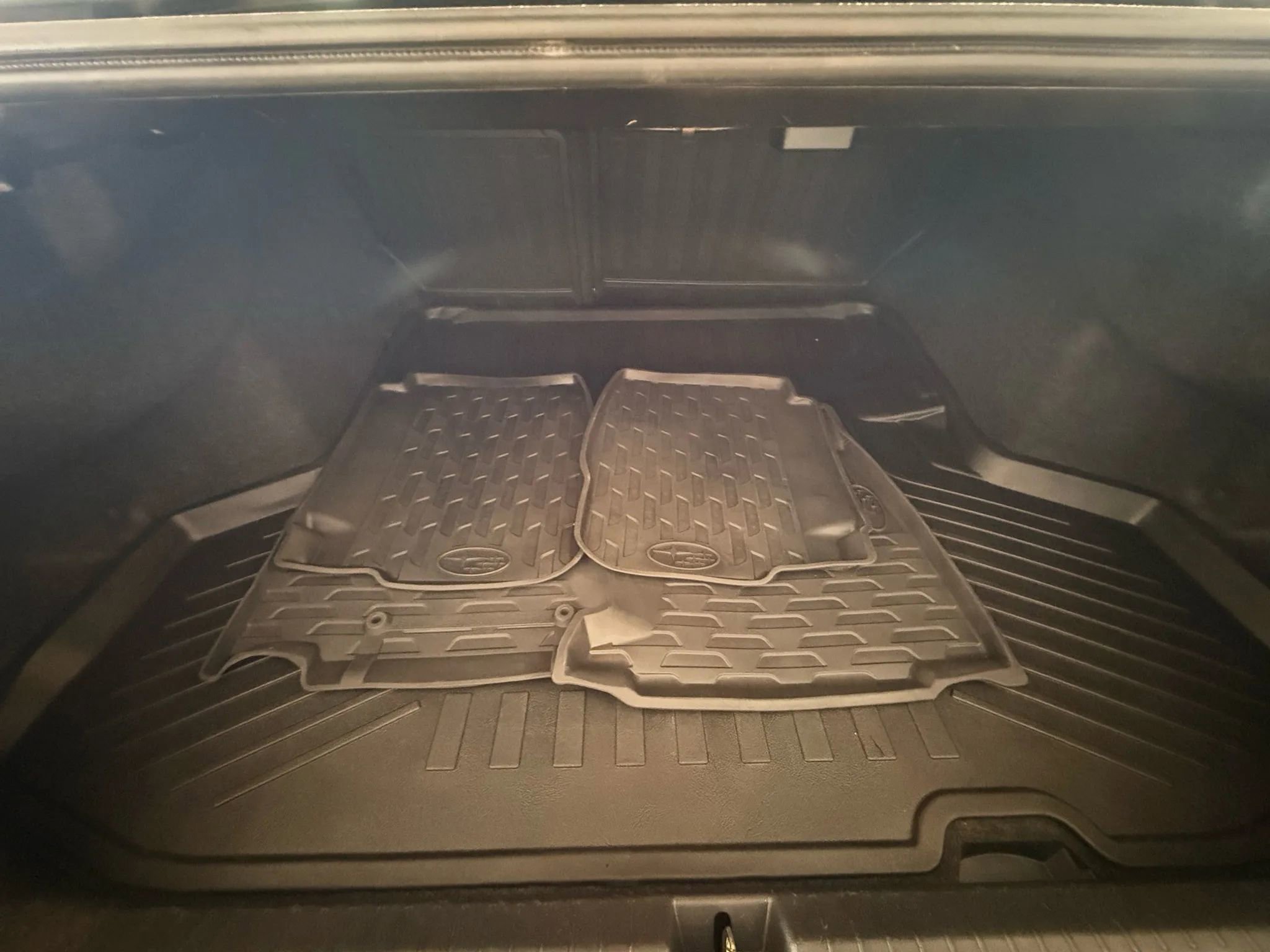 Used 2022 Subaru Legacy Limited w/ Popular Package #3 image 16