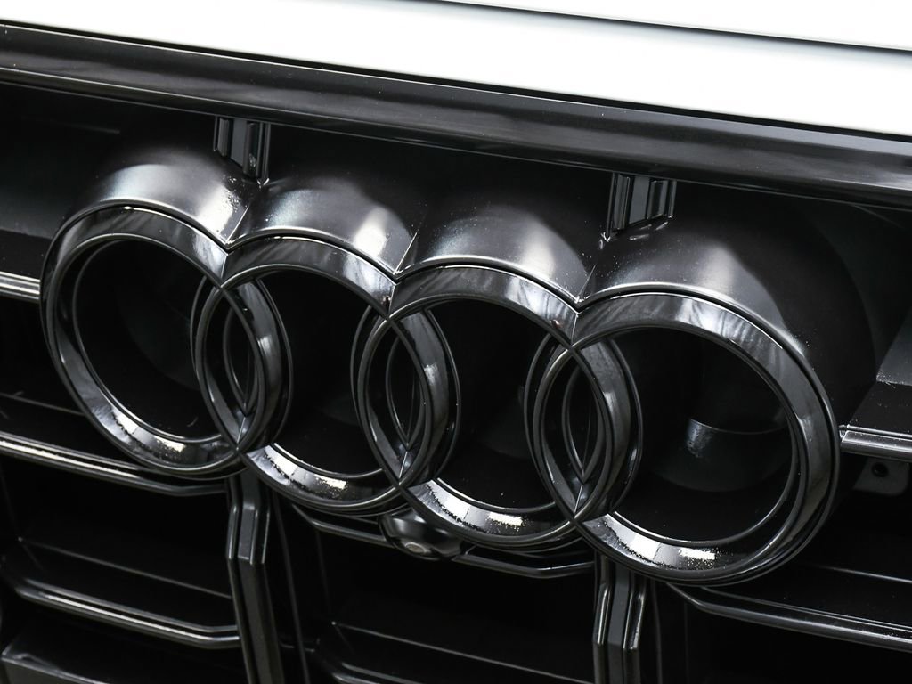 Used 2023 Audi SQ7 Prestige image 98