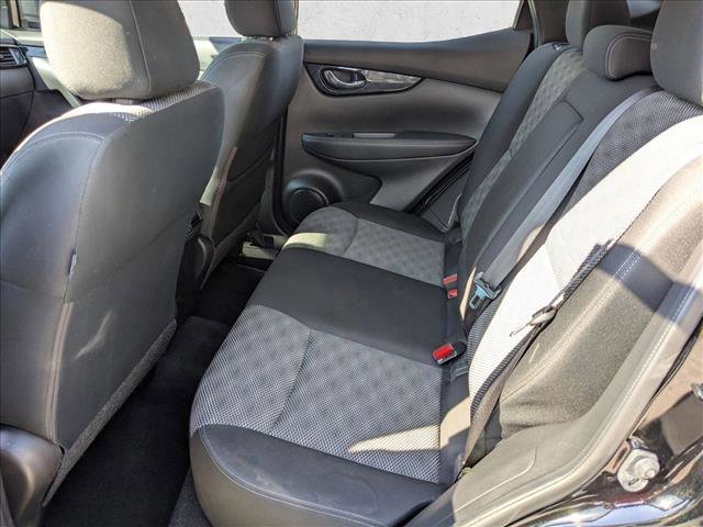 Used 2019 Nissan Rogue Sport SV w/ All-Weather Package image 17