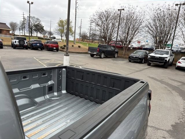 Used 2024 Chevrolet Colorado LT w/ LT Convenience Package image 11