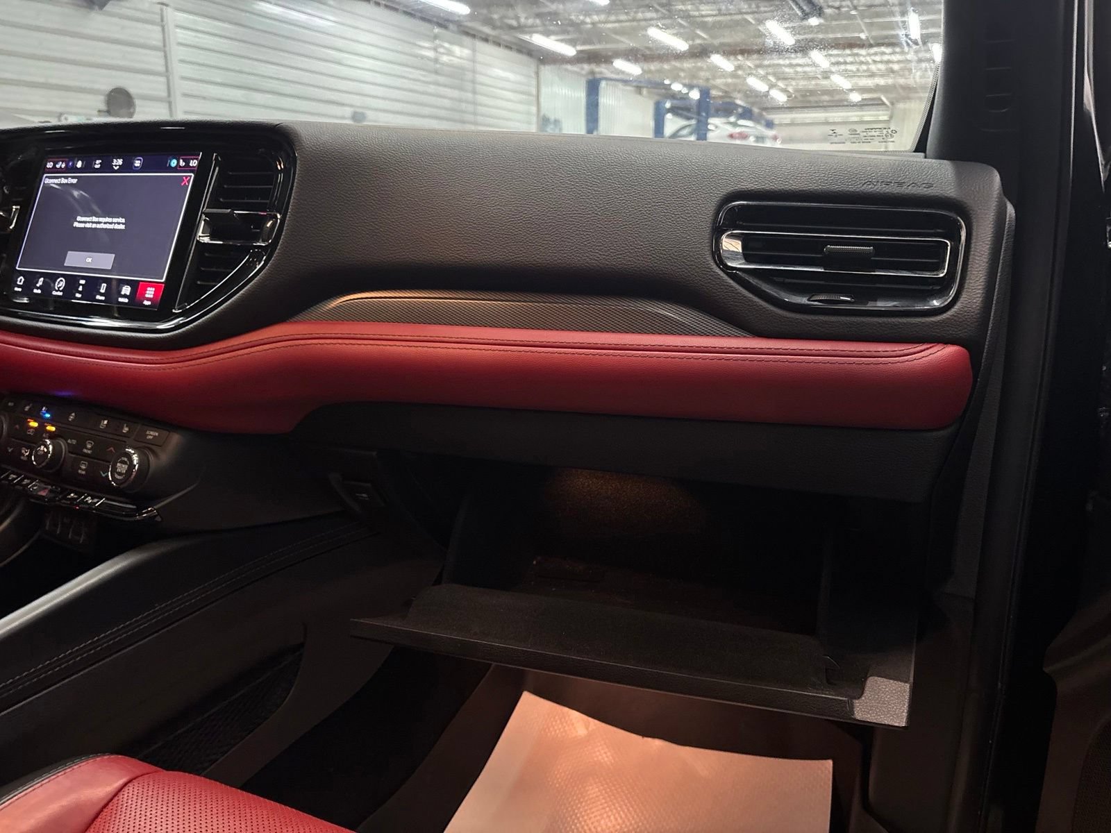 Used 2021 Dodge Durango R/T w/ Blacktop Package AWD/4WD image 31