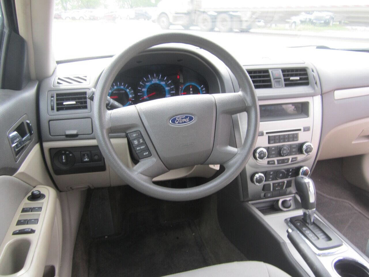 Used 2012 Ford Fusion S image 10