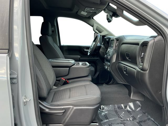 Used 2024 Chevrolet Silverado 2500 Custom w/ Custom Value Package AWD/4WD image 17