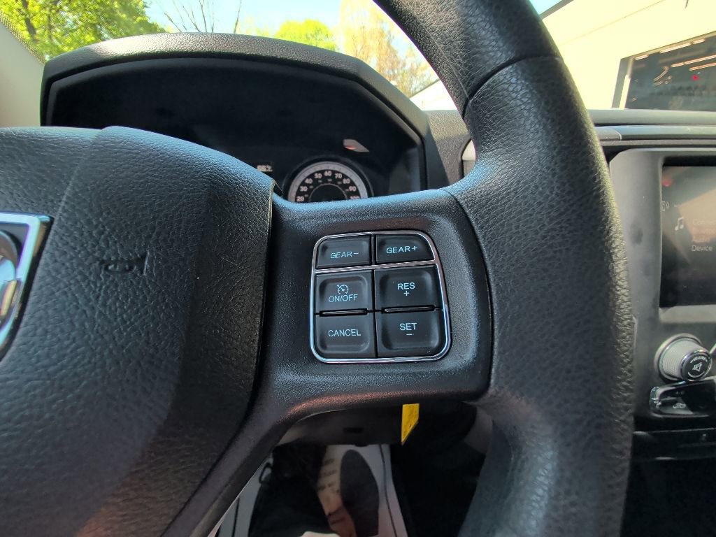Used 2022 RAM 1500 Express w/ Wheel & Sound Group AWD/4WD image 17