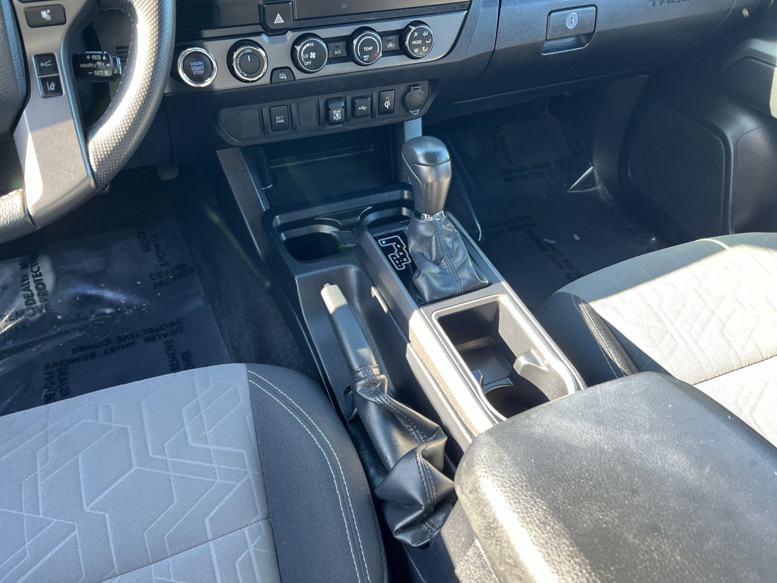 Used 2020 Toyota Tacoma TRD Sport image 22