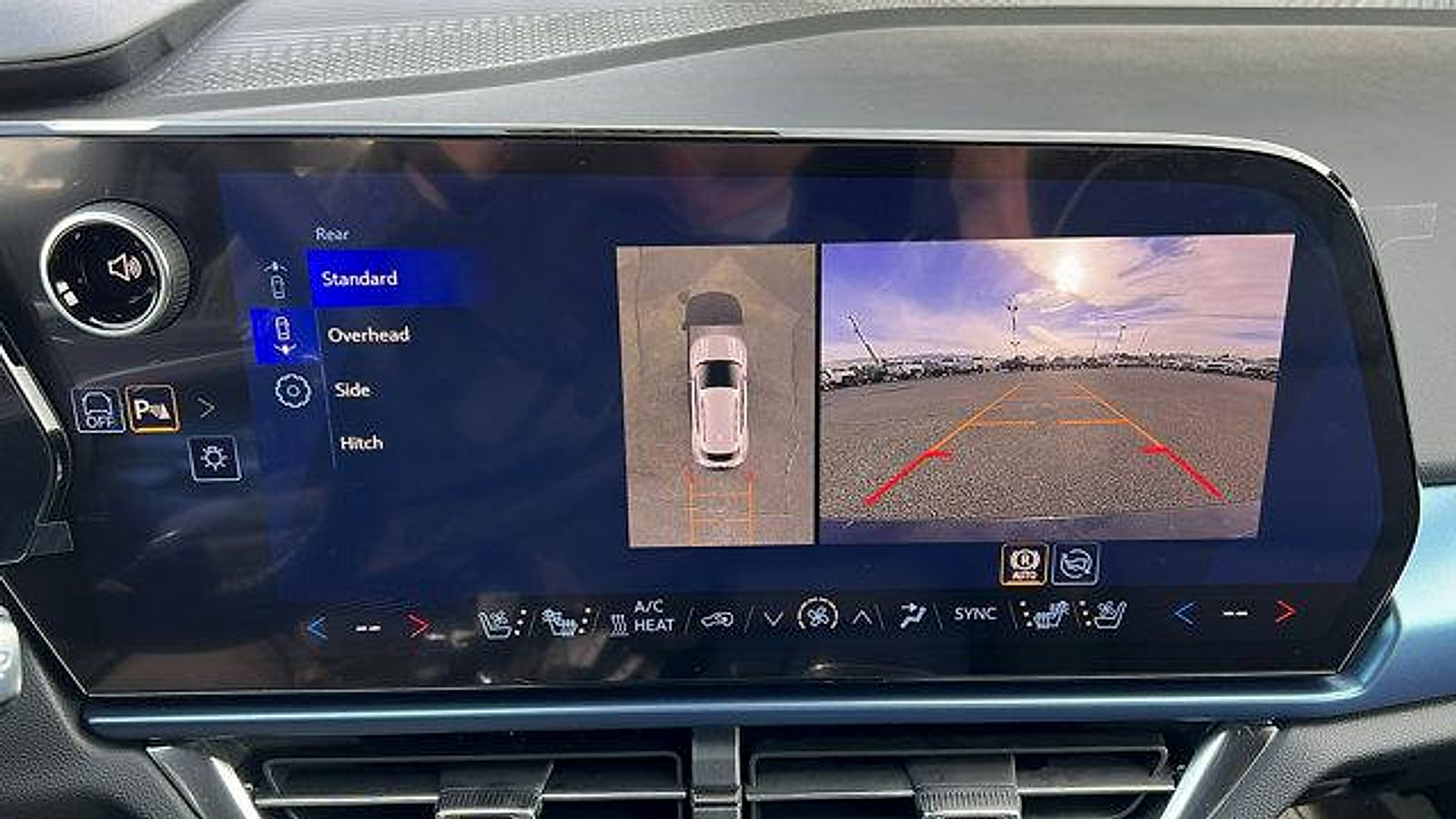 New 2026 Chevrolet Equinox EV LT image 23