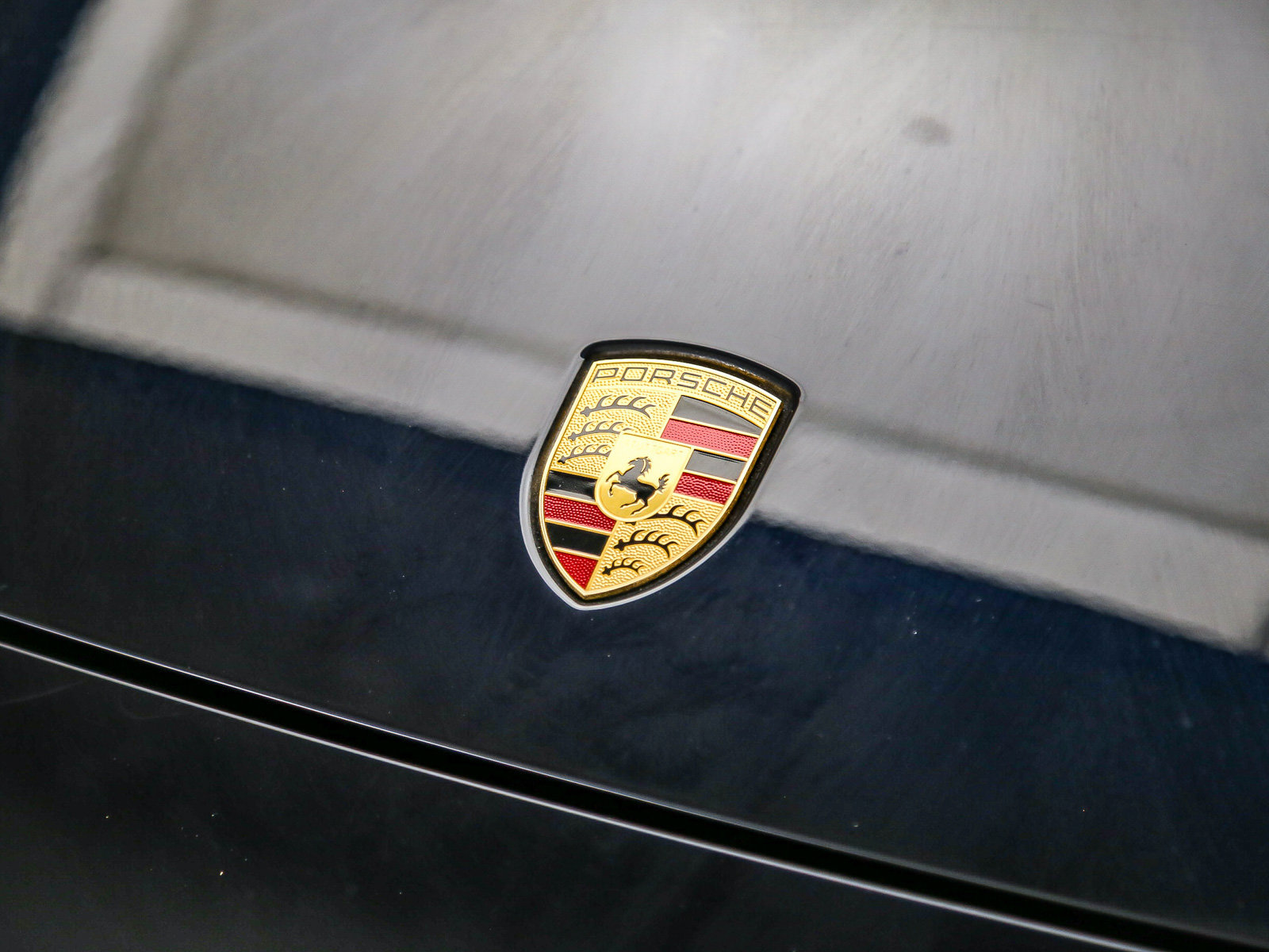 Certified 2023 Porsche Cayenne Platinum Edition AWD/4WD image 12