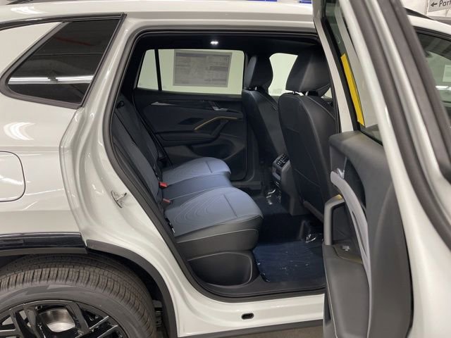 New 2026 Volkswagen Tiguan SE R-Line image 12