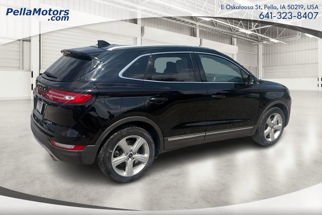 Used 2017 Lincoln MKC Premiere FWD image 3