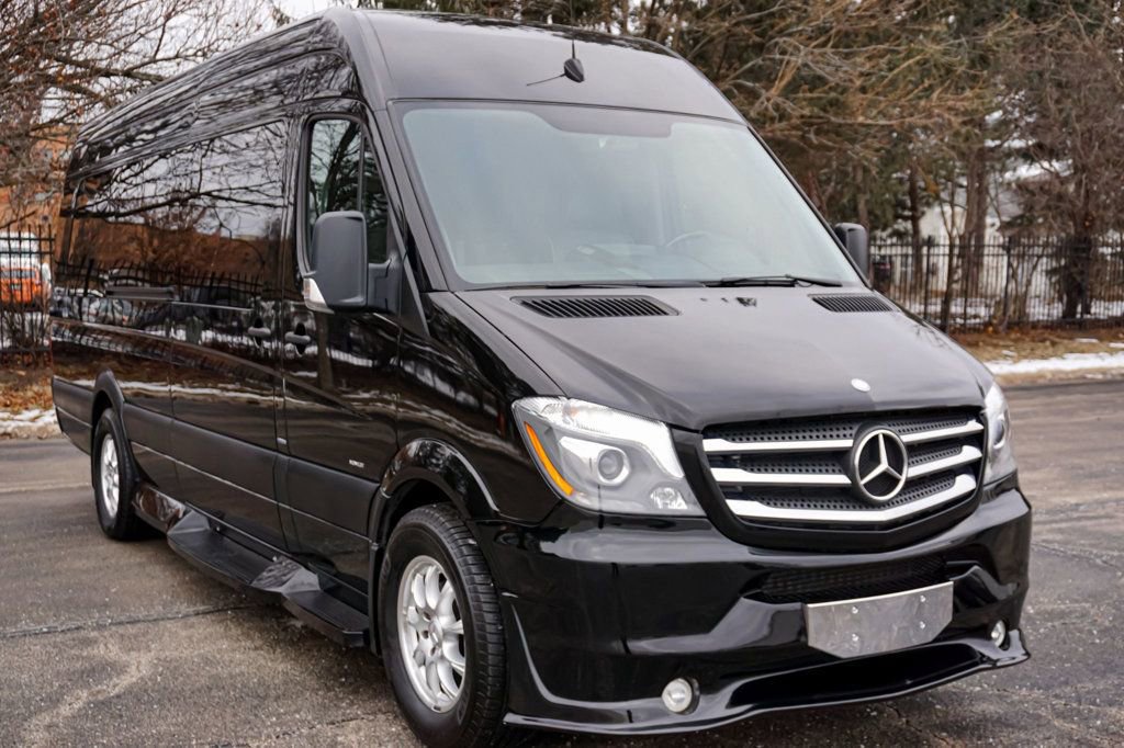 Used 2014 Mercedes-Benz Sprinter 2500 image 2