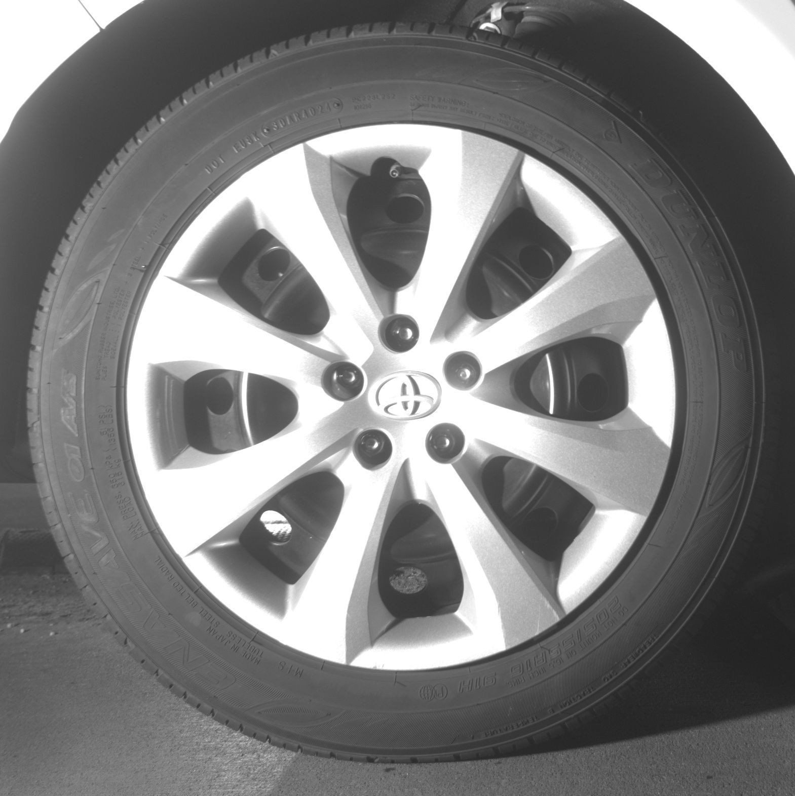 Used 2025 Toyota Corolla LE FWD image 18
