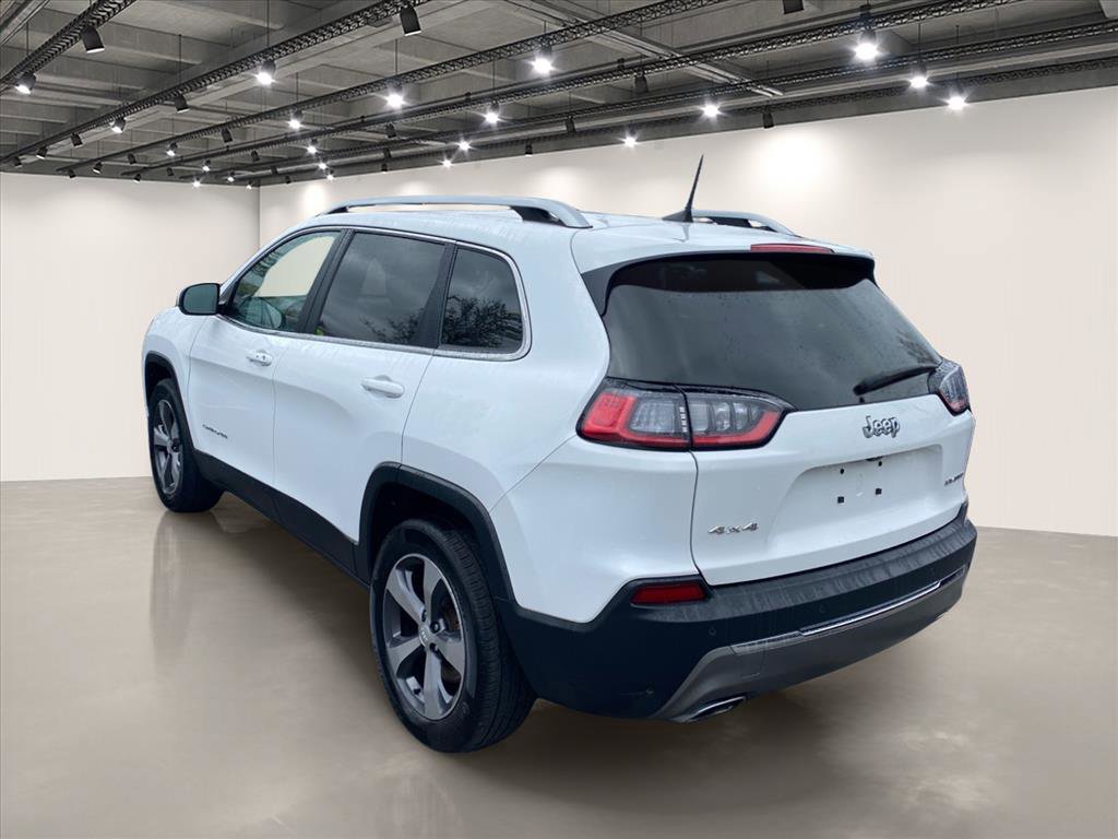 Used 2019 Jeep Cherokee Limited AWD/4WD image 5