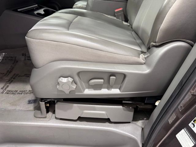 Used 2018 Nissan NV 3500 SV w/ Navigation Package image 13