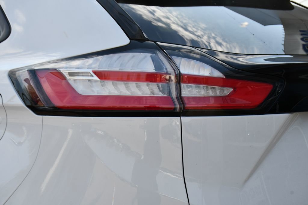 Used 2024 Ford Edge SE w/ Black Appearance Package AWD/4WD image 39