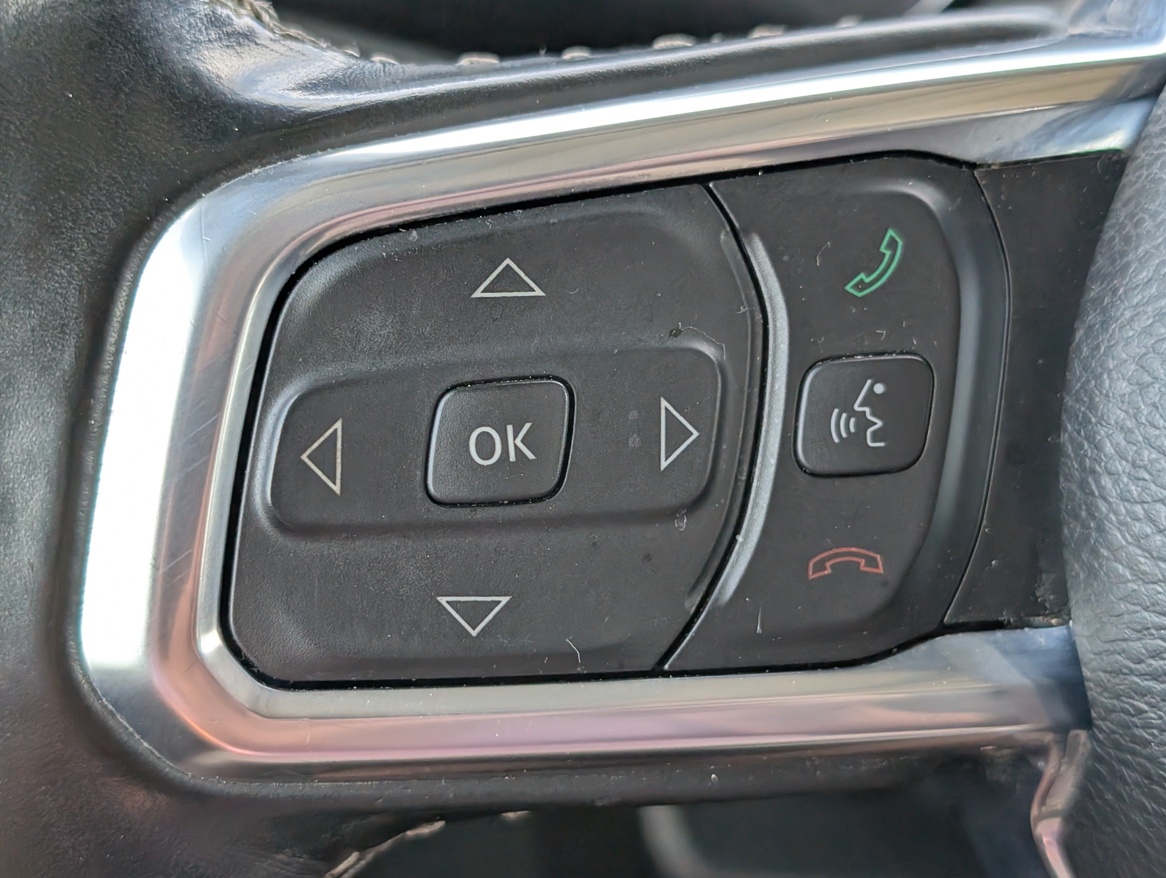 Used 2023 Jeep Gladiator Overland w/ Popular Equipment Package AWD/4WD image 14