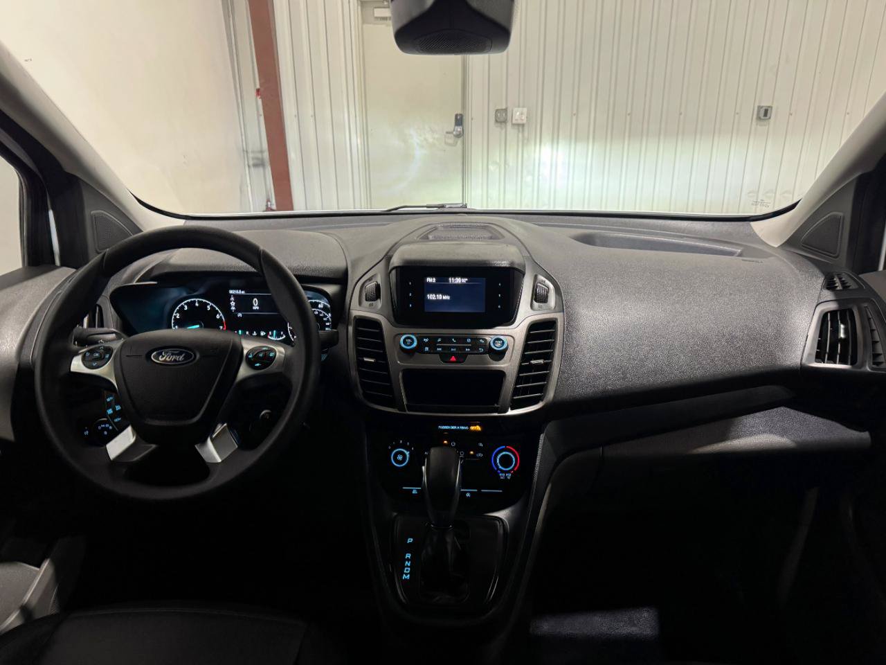 Used 2022 Ford Transit Connect XL FWD image 10