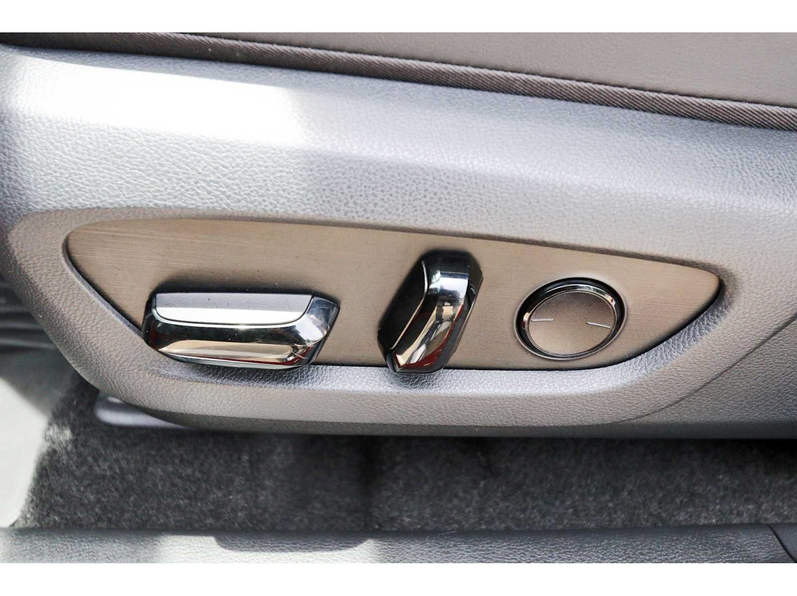Used 2025 Lexus RX 350 Premium Plus w/ Accessory Package FWD image 28