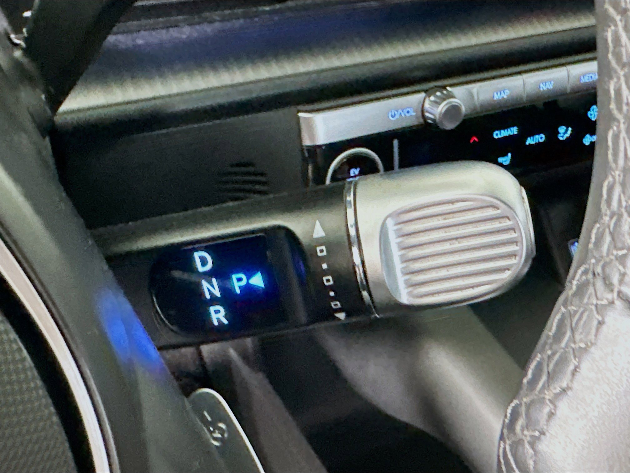 Used 2025 Hyundai Ioniq 6 SE image 24