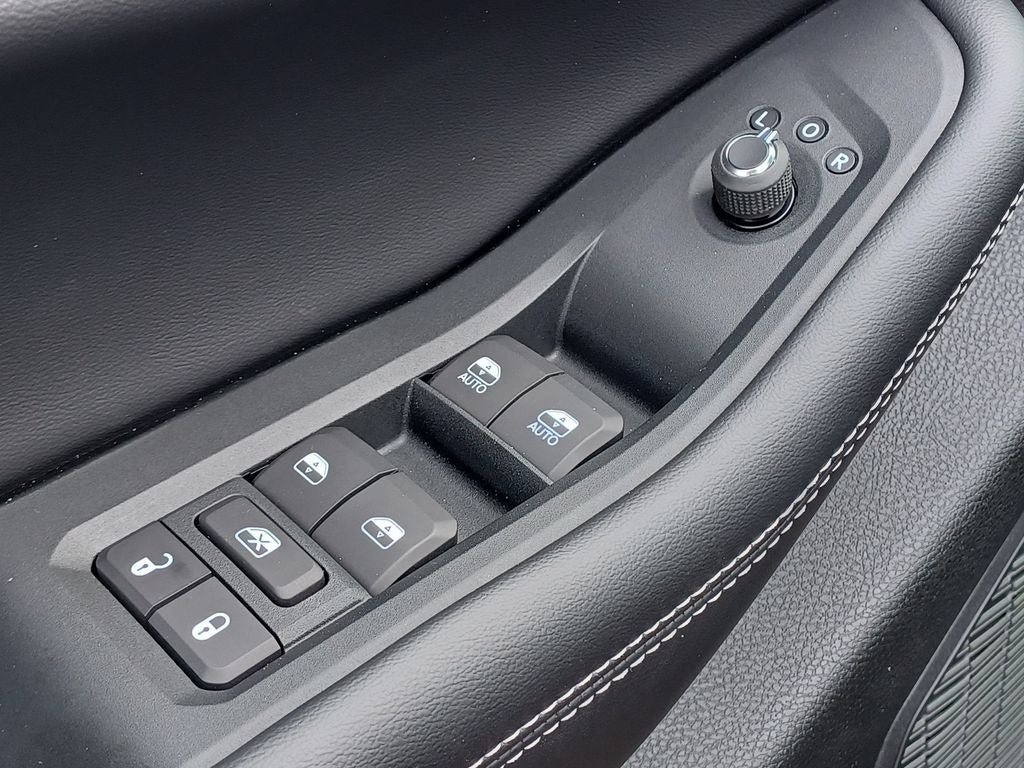 New 2026 Jeep Grand Cherokee Limited AWD/4WD image 8