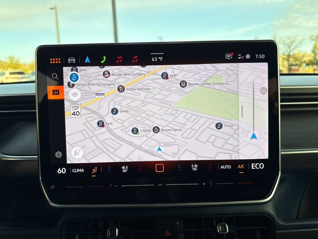 Certified 2025 Volkswagen ID. Buzz Pro S Plus AWD/4WD image 20