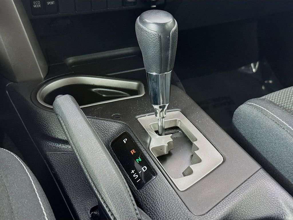 Used 2018 Toyota RAV4 XLE image 26