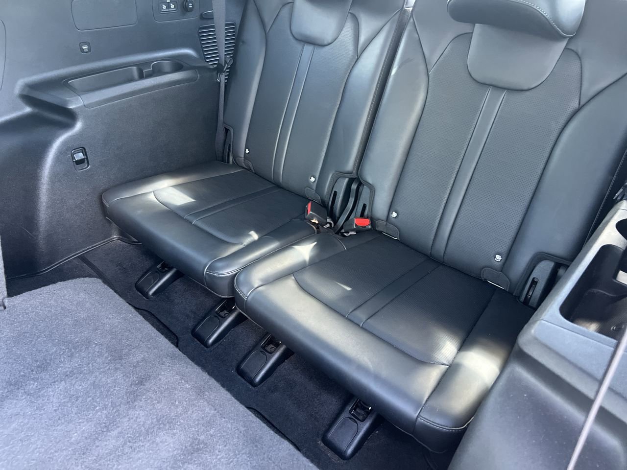 Used 2025 Kia Sorento S w/ Panoramic Sunroof Package AWD/4WD image 33