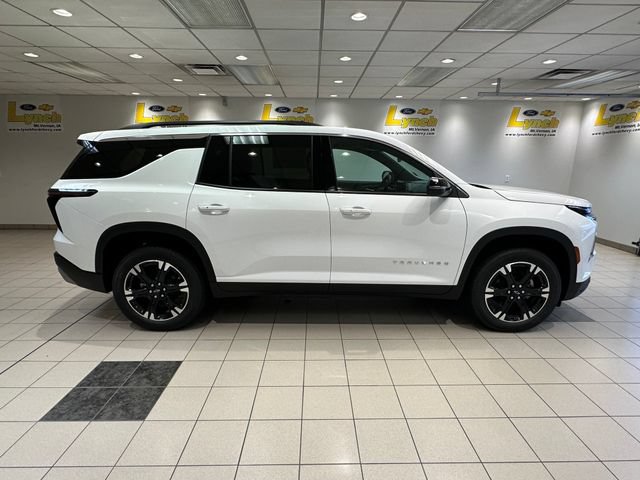 New 2027 Chevrolet Traverse LT w/ Sun and Wheel Package AWD/4WD image 3