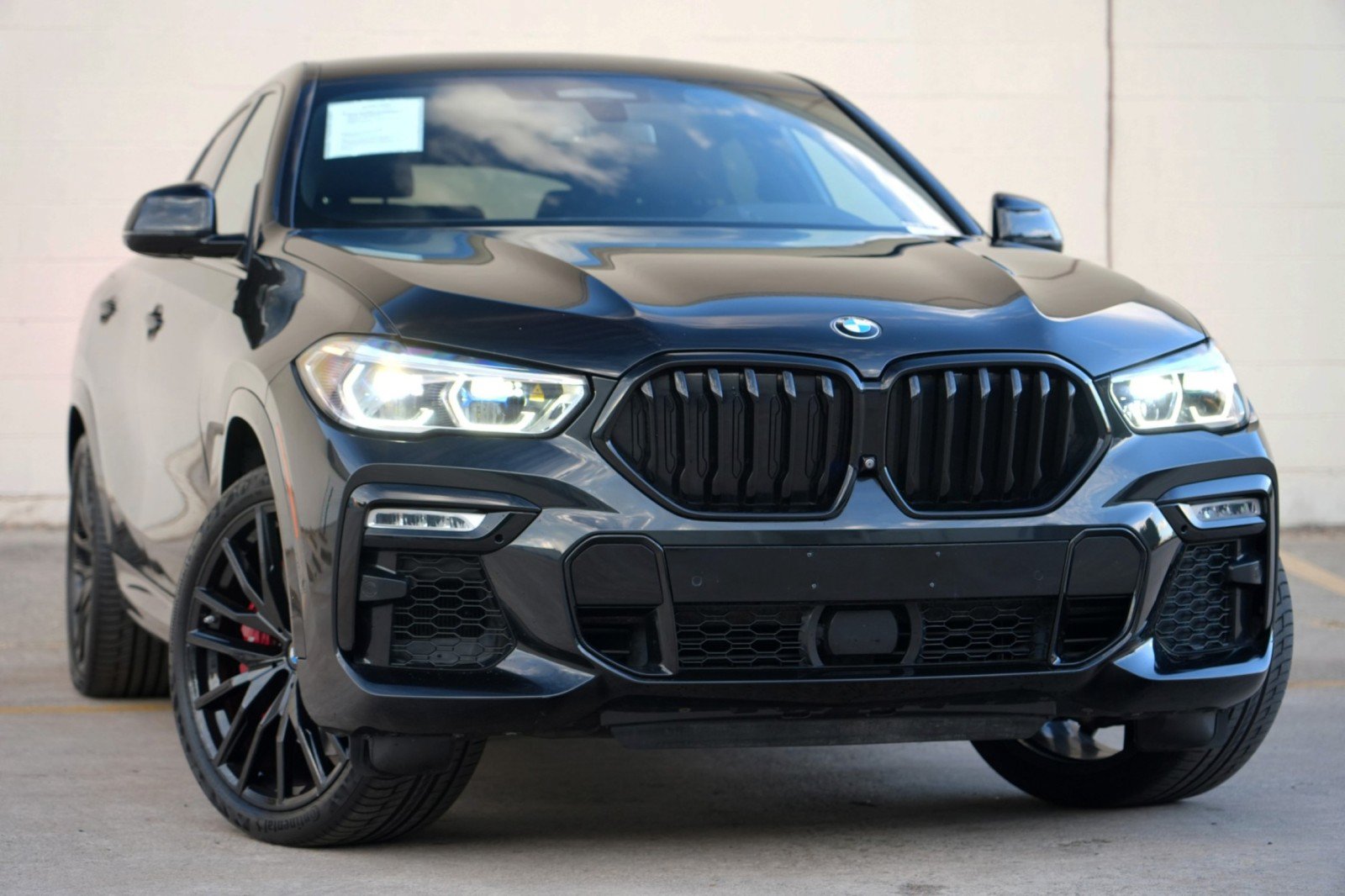 Used 2021 BMW X6 M50i w/ Executive Package AWD/4WD image 4