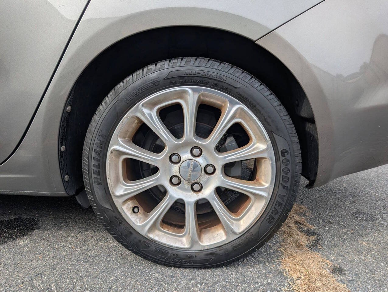 Used 2013 Dodge Dart Limited FWD image 38