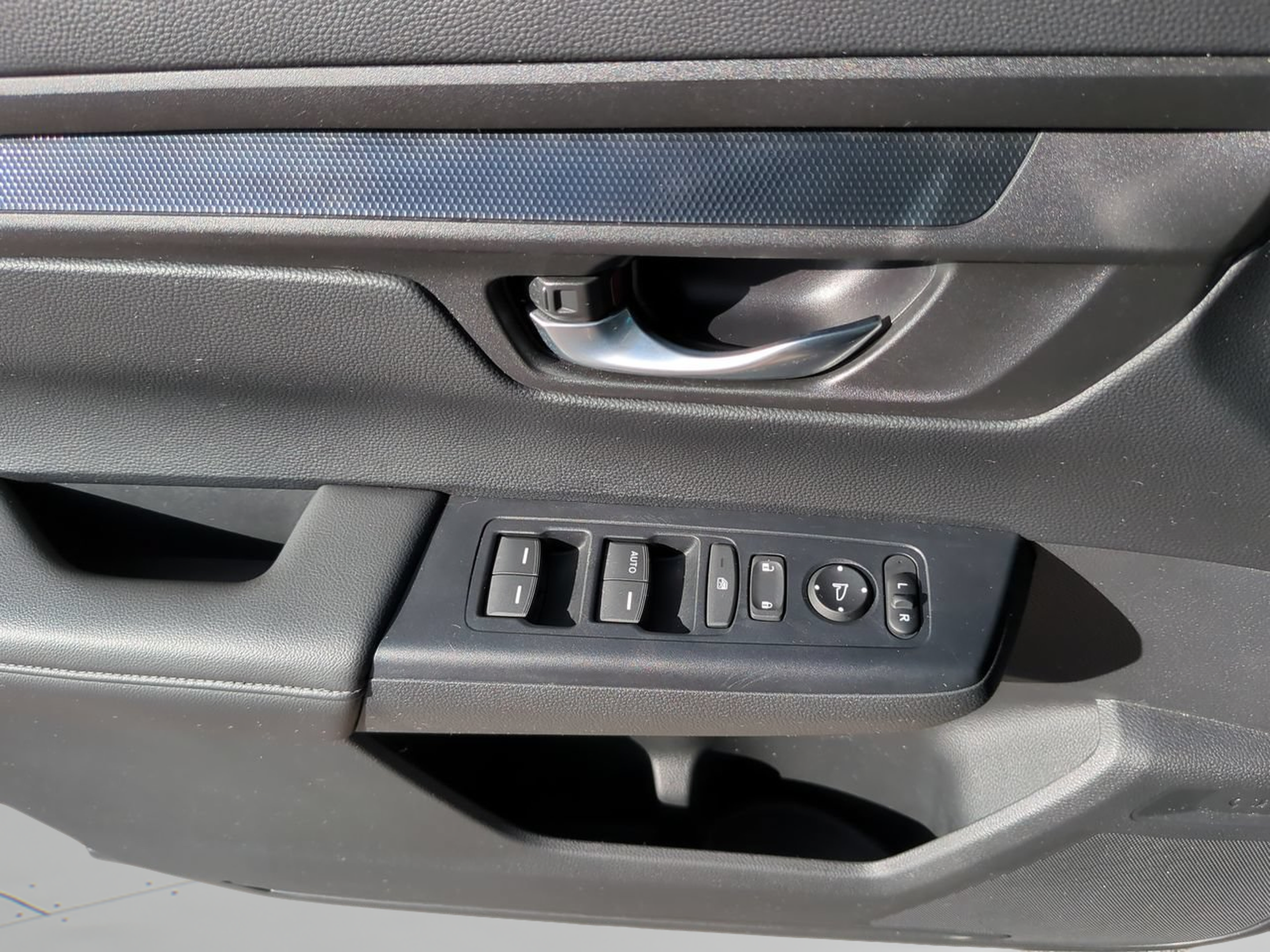 Certified 2024 Honda CR-V LX image 17