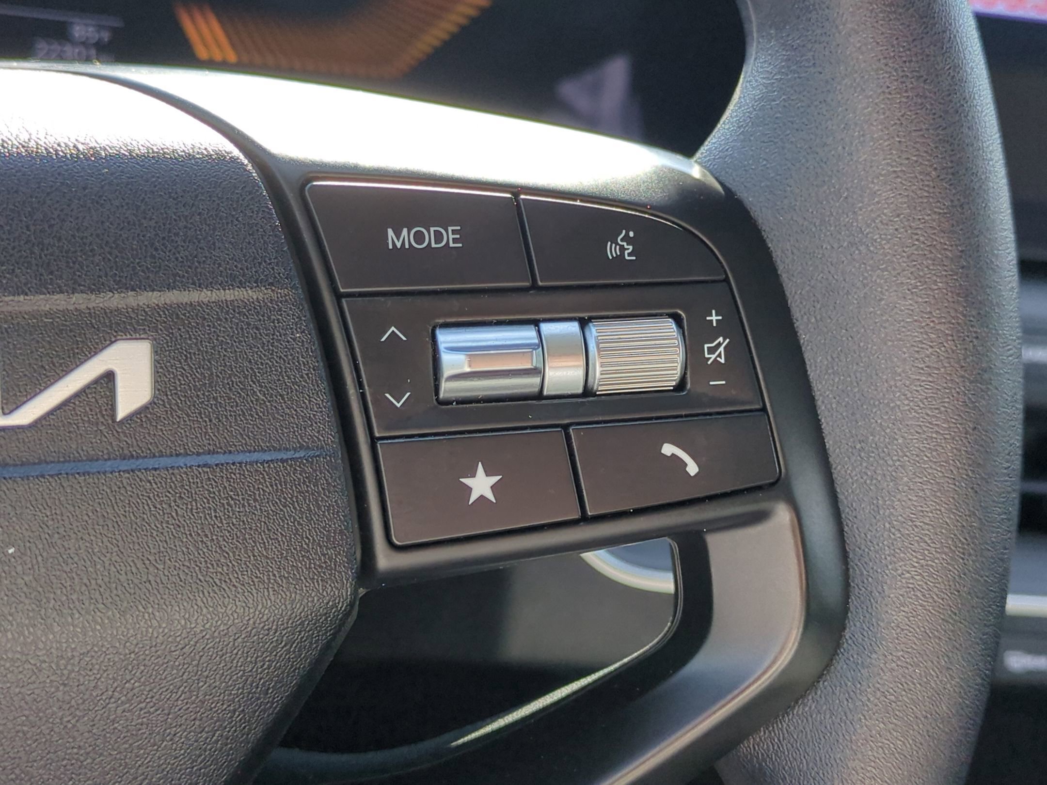 Used 2025 Kia K4 FWD image 20