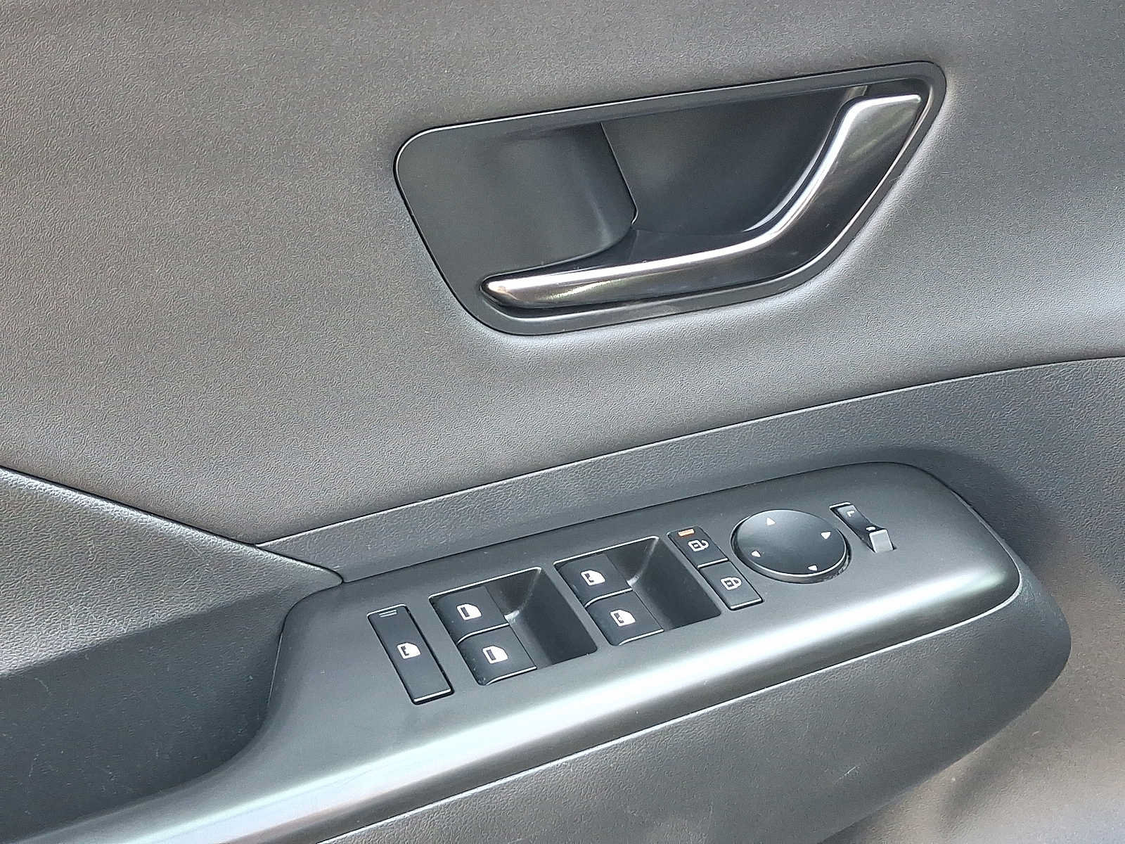 Used 2024 Hyundai Kona N Line FWD image 12