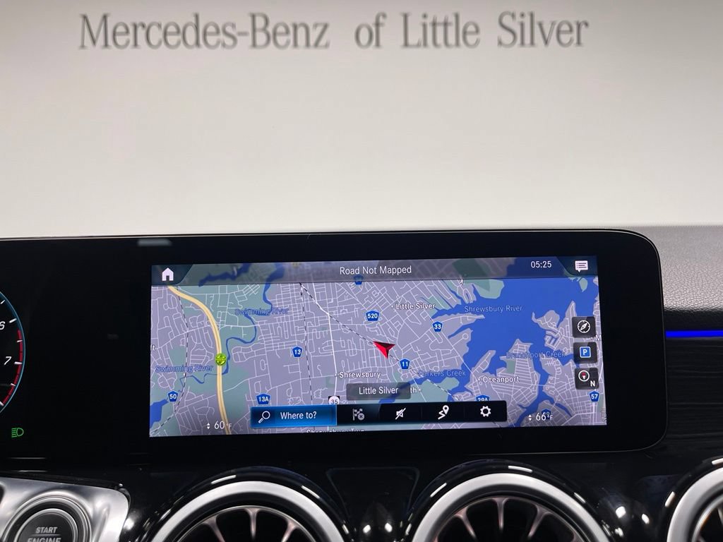 Certified 2023 Mercedes-Benz GLB 250 4MATIC image 33