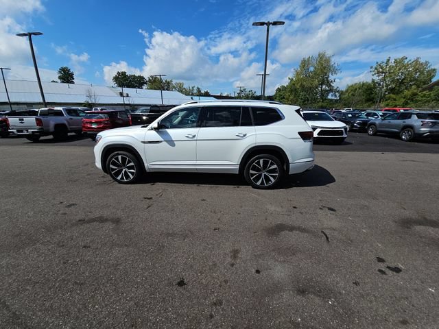 Used 2024 Volkswagen Atlas SEL Premium R-Line AWD/4WD image 10
