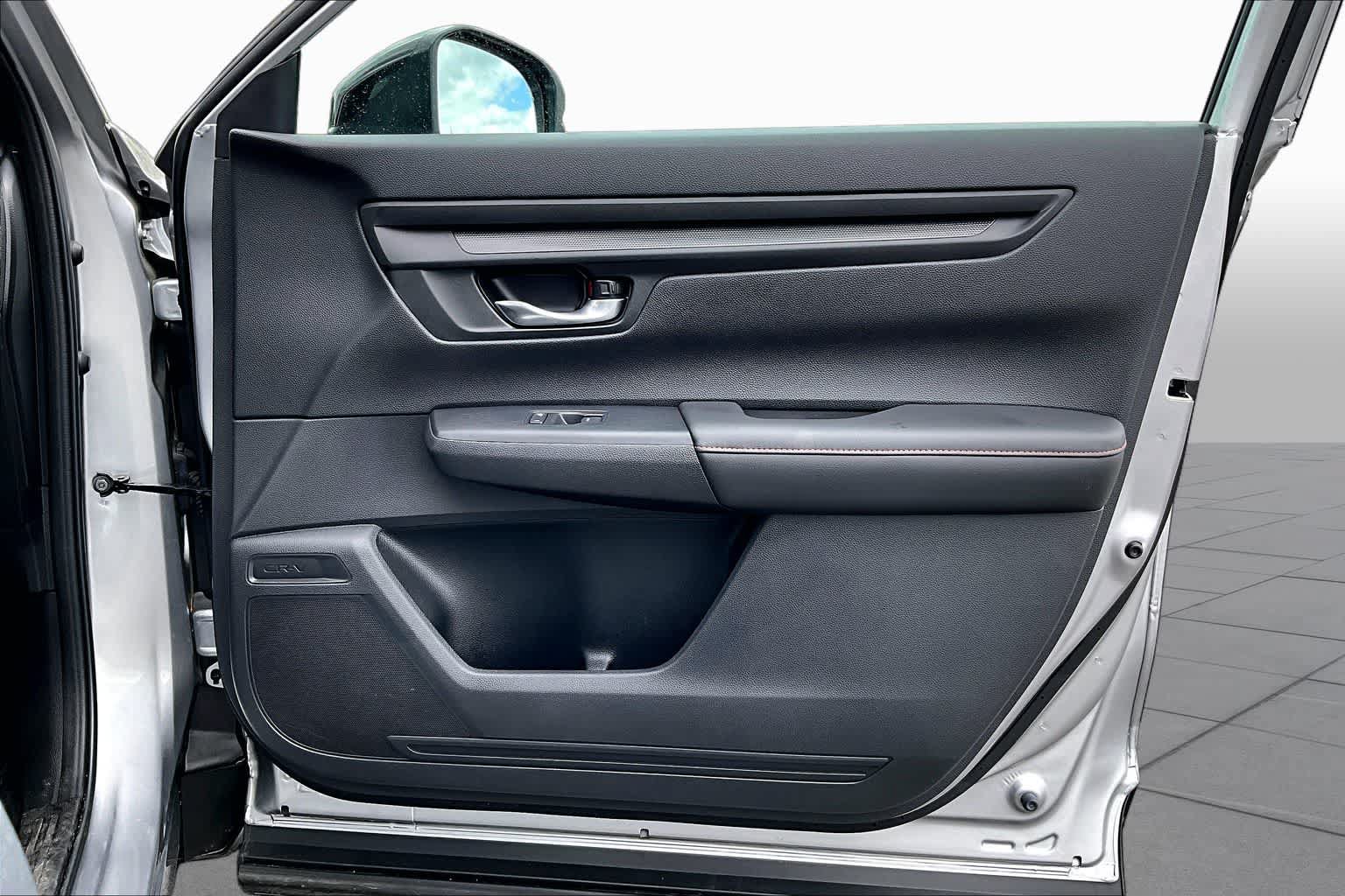 Certified 2025 Honda CR-V Sport-L image 23