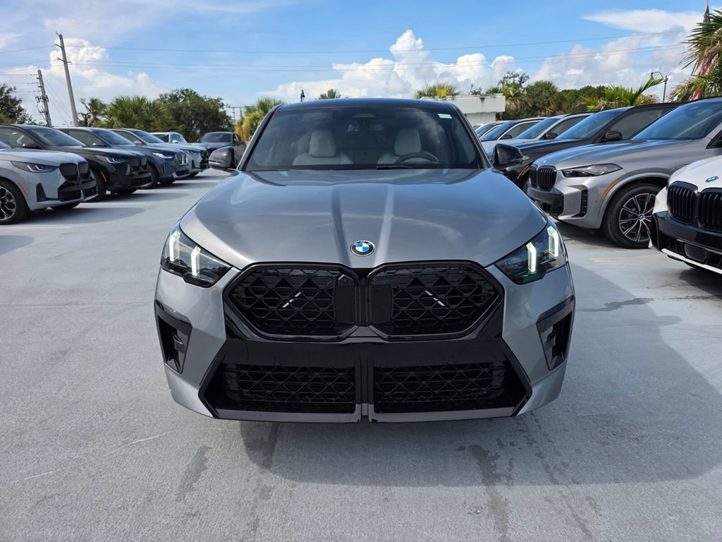 New 2026 BMW X2 xDrive28i w/ Technology Package AWD/4WD image 2