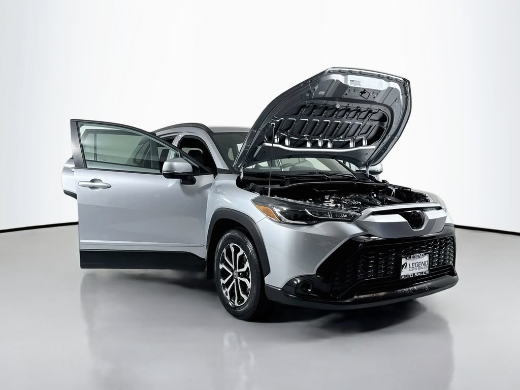 Used 2024 Toyota Corolla Cross AWD Hybrid image 21
