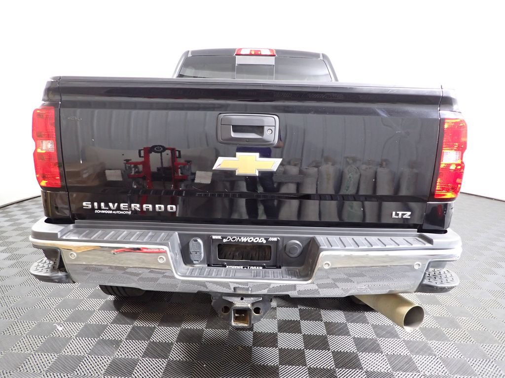 Used 2019 Chevrolet Silverado 2500 LTZ w/ Duramax Plus Package AWD/4WD image 14