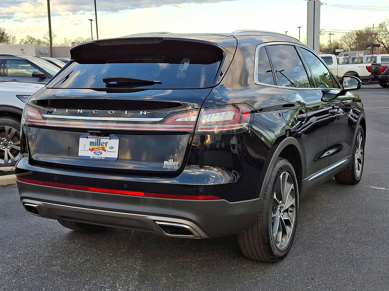 Certified 2023 Lincoln Nautilus Reserve AWD/4WD image 6