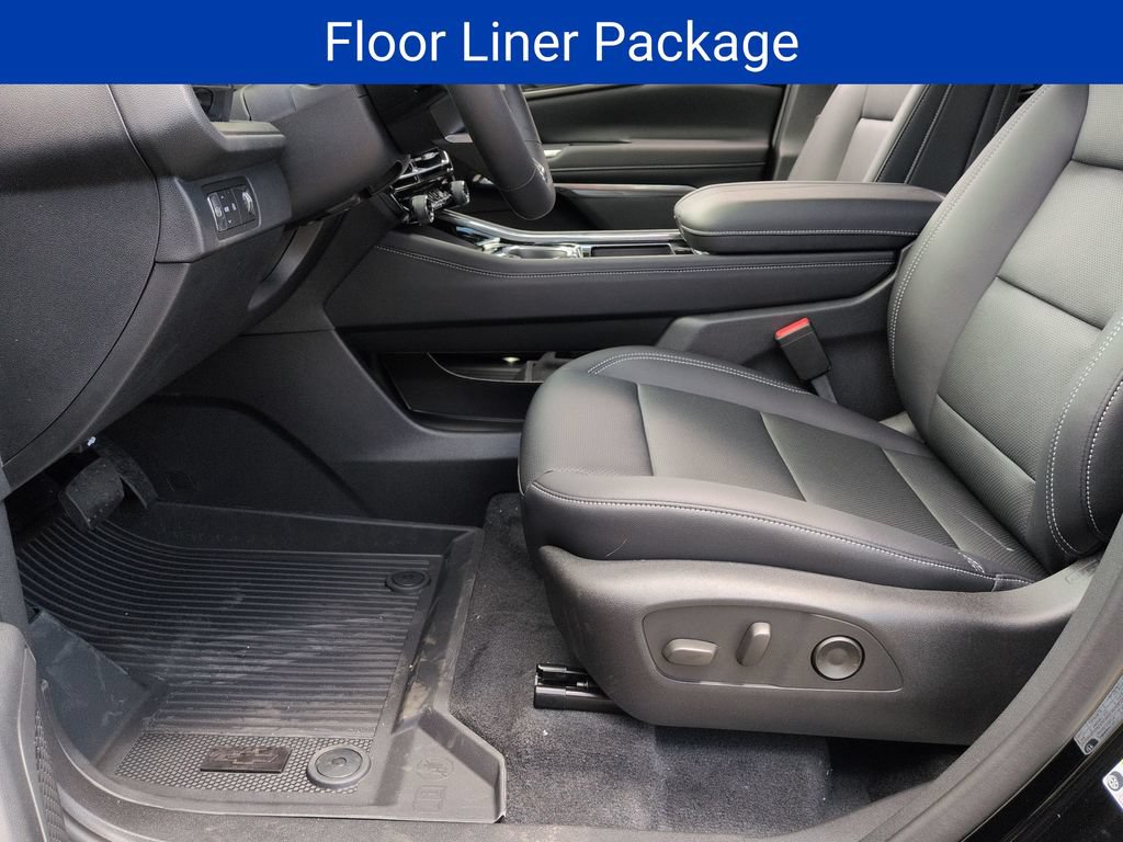 New 2026 Chevrolet Traverse LT w/ Driver Confidence Package FWD image 9