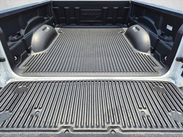 Used 2023 RAM 1500 Laramie AWD/4WD image 6