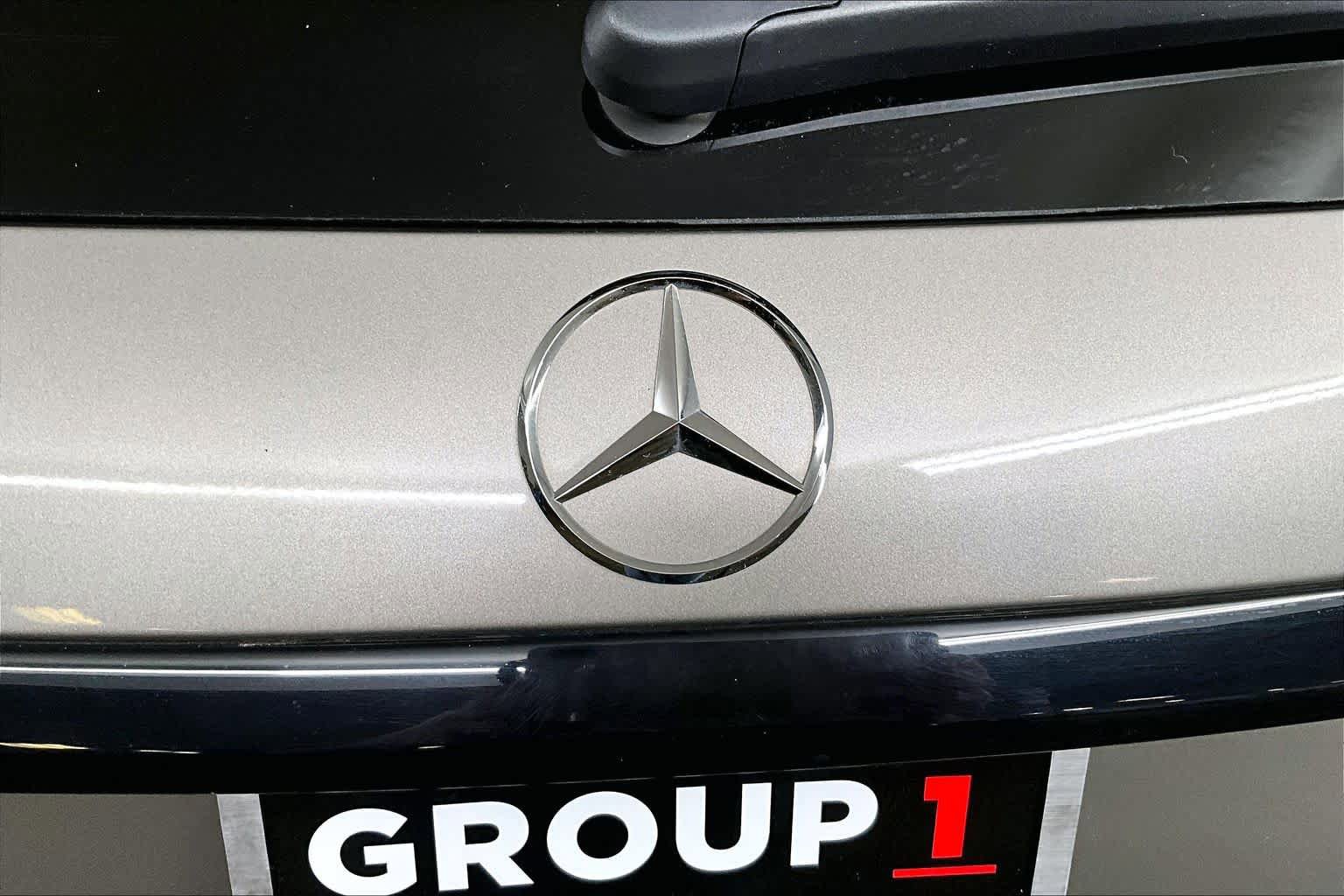 Used 2024 Mercedes-Benz GLC 300 4MATIC image 30