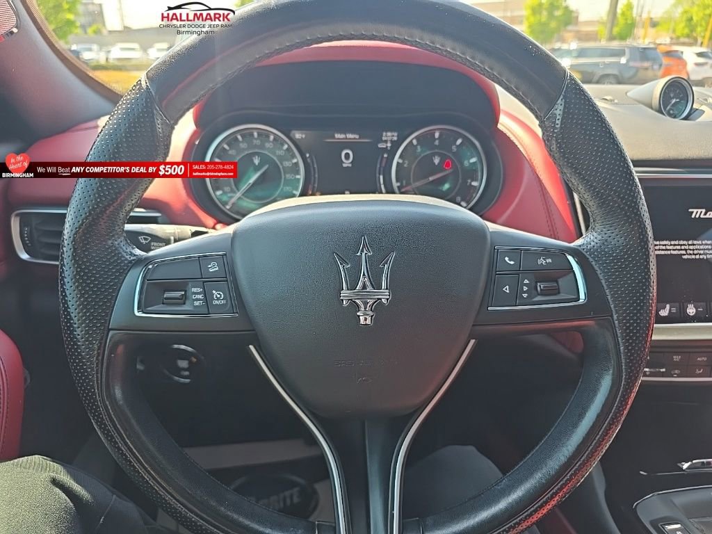 Used 2022 Maserati Levante GT image 13
